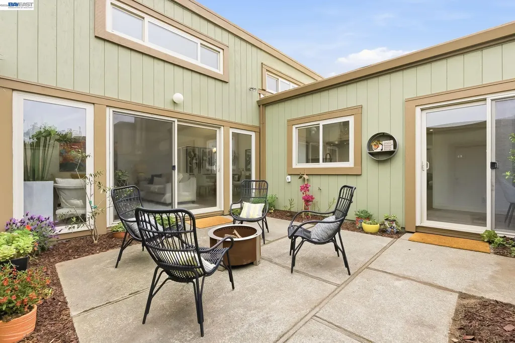 1163 Admiralty Lane Alameda CA 94502
