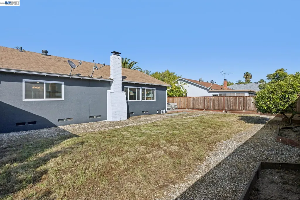 37825 Goldenrod Drive Newark CA 94560