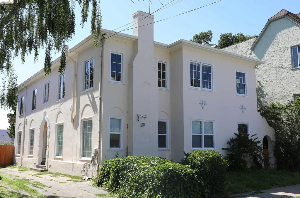 2924 Florence Street Berkeley CA 94705