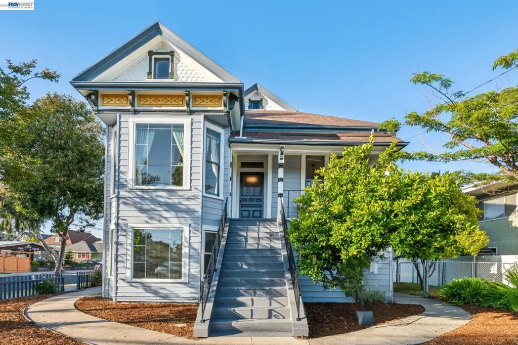 1801 Buena Vista Avenue Alameda CA 94501