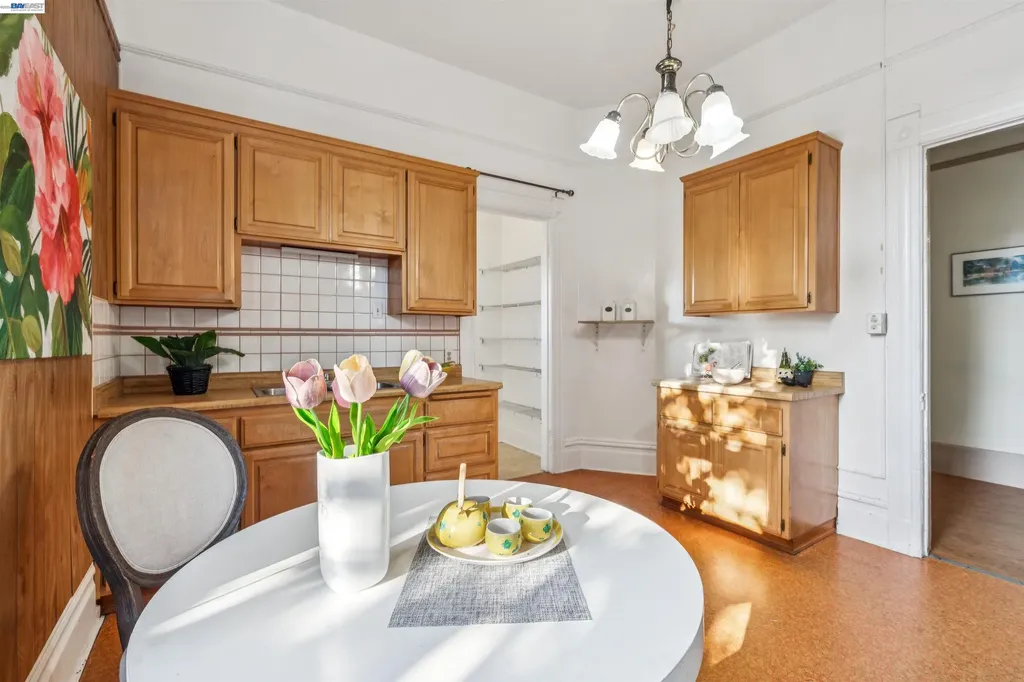 1801 Buena Vista Avenue Alameda CA 94501