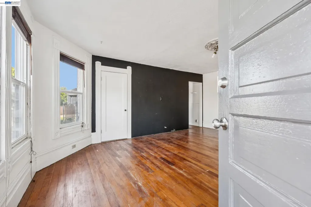 1801 Buena Vista Avenue Alameda CA 94501