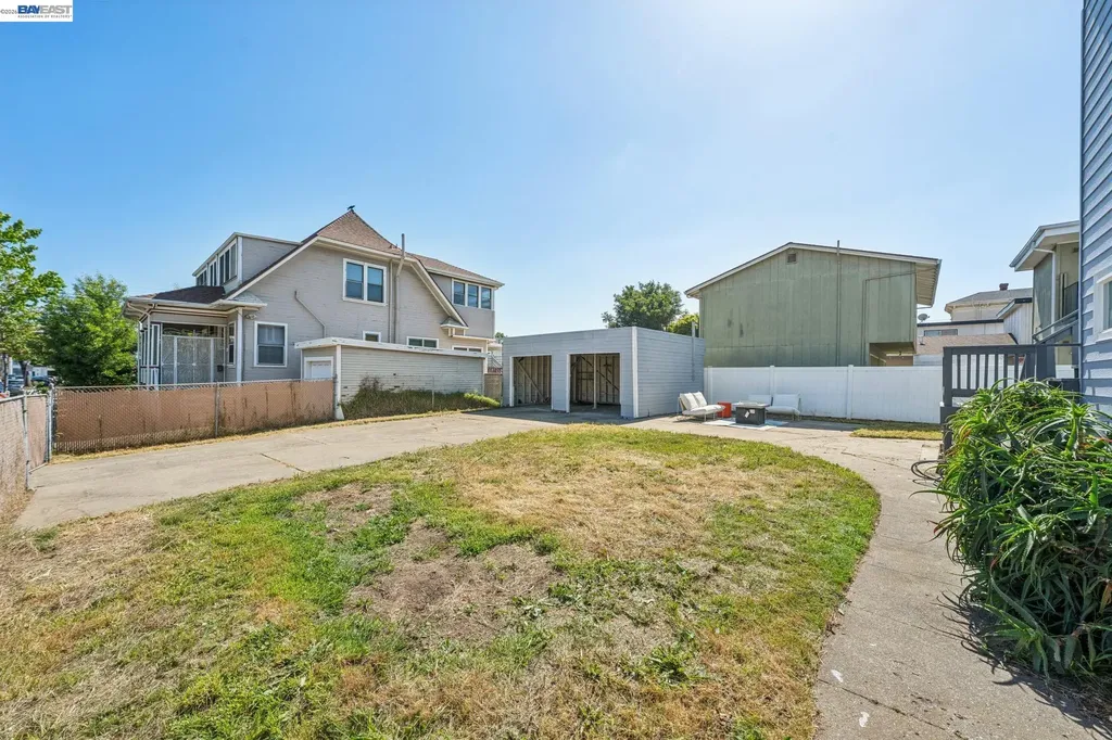 1801 Buena Vista Avenue Alameda CA 94501