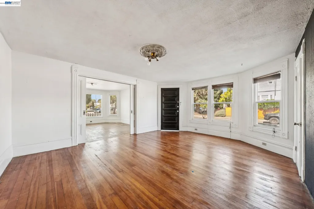 1801 Buena Vista Avenue Alameda CA 94501