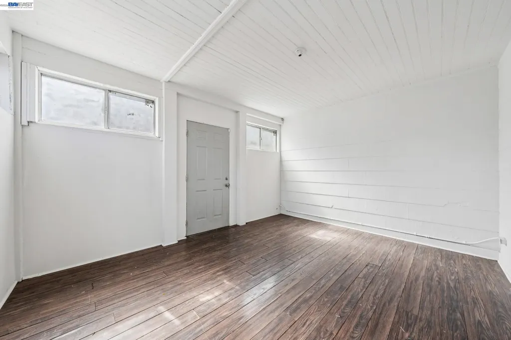 1801 Buena Vista Avenue Alameda CA 94501