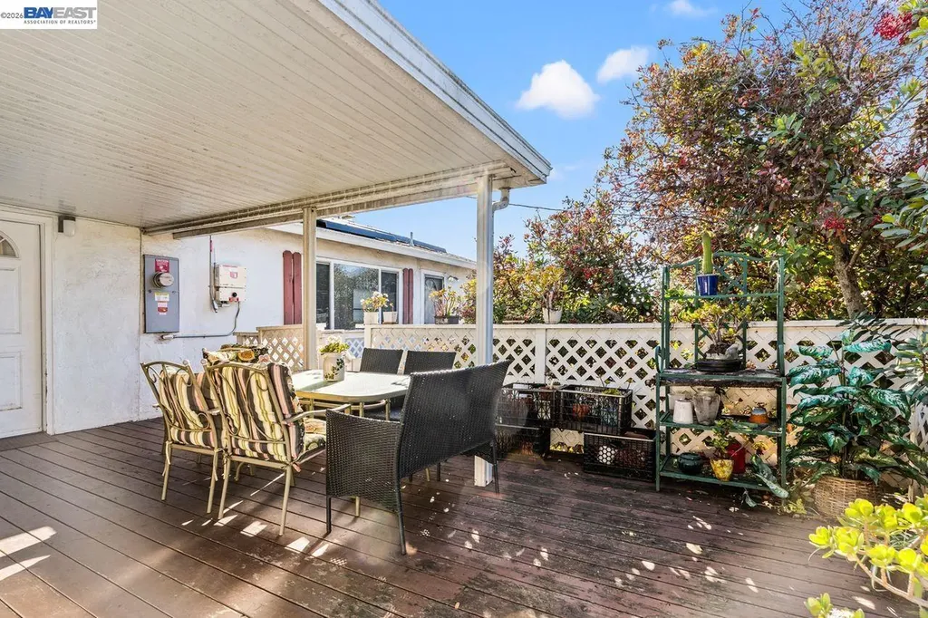 674 Gleneagle Avenue Hayward CA 94544