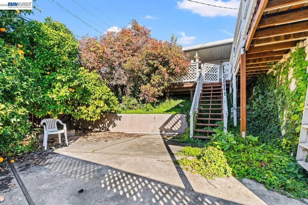 674 Gleneagle Avenue Hayward CA 94544