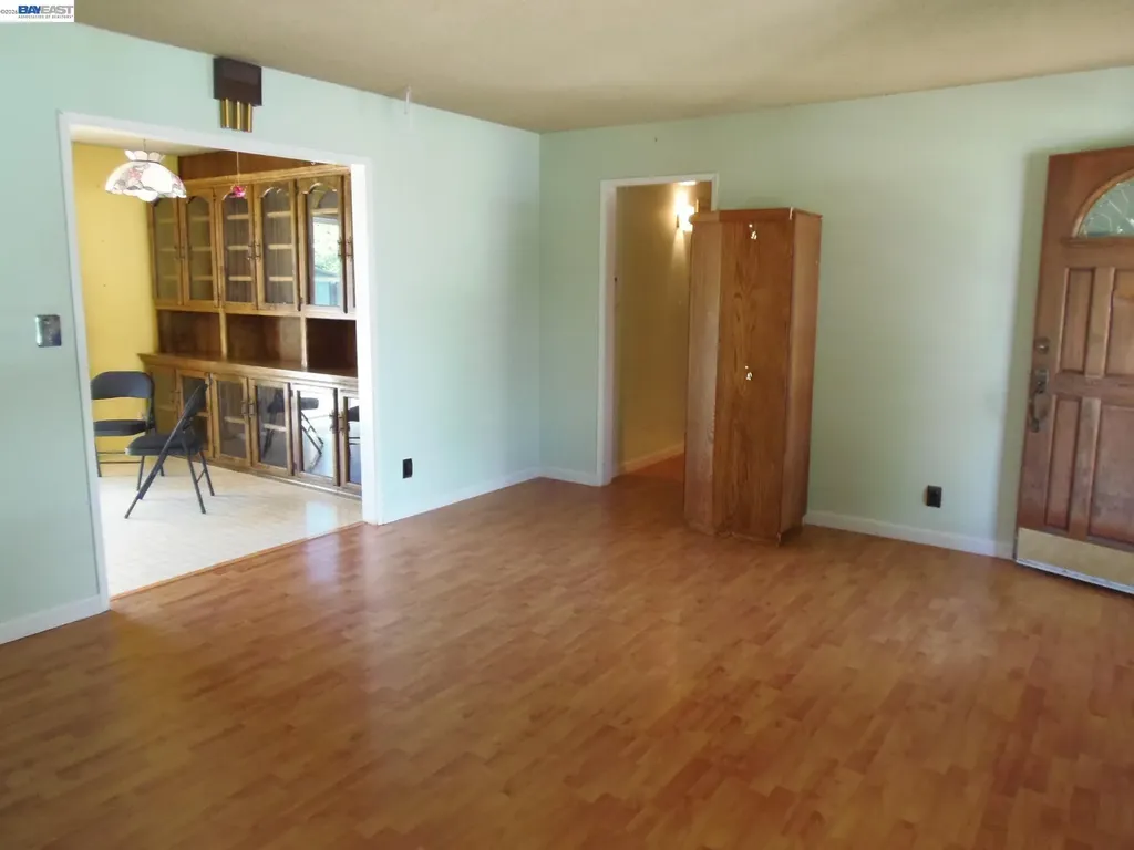 8155 Elgin Lane Dublin CA 94568