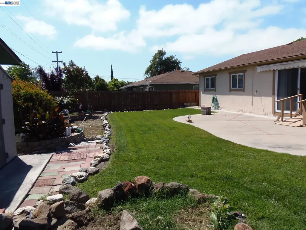 8155 Elgin Lane Dublin CA 94568