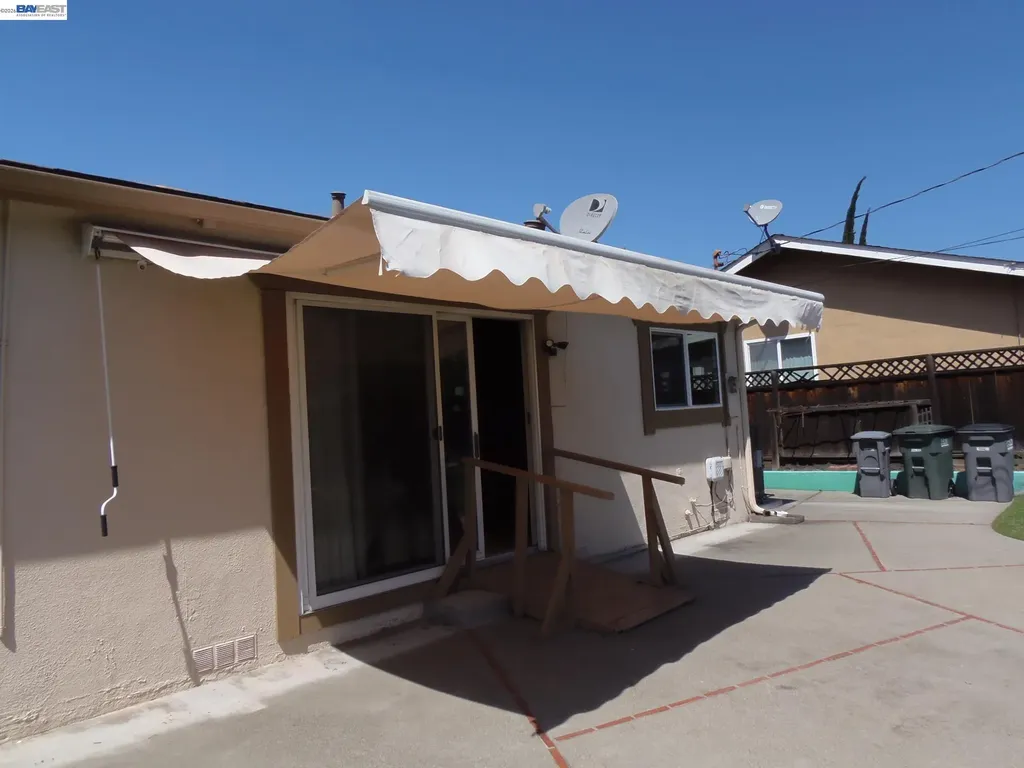 8155 Elgin Lane Dublin CA 94568