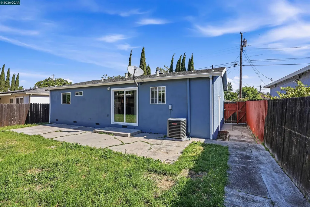 219 Leland Road Pittsburg CA 94565
