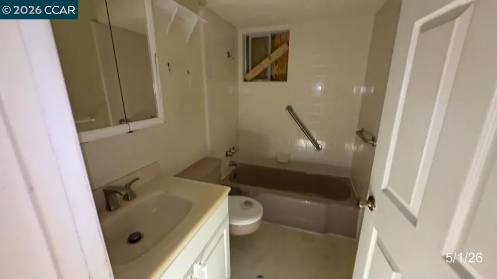 93 Mackie Drive Martinez CA 94553