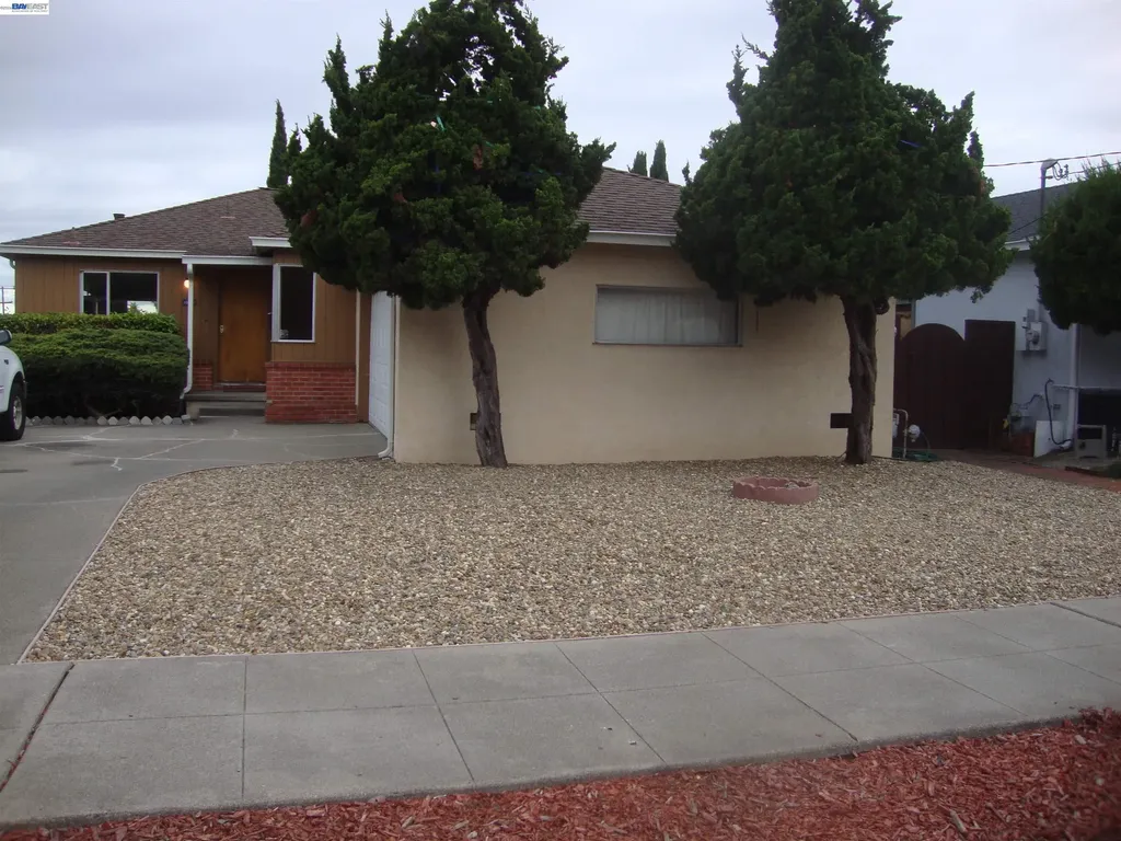 13955 School Street San Leandro CA 94578