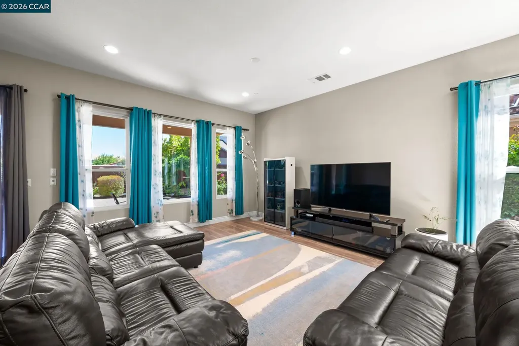 1929 Burgundy Lane Brentwood CA 94513