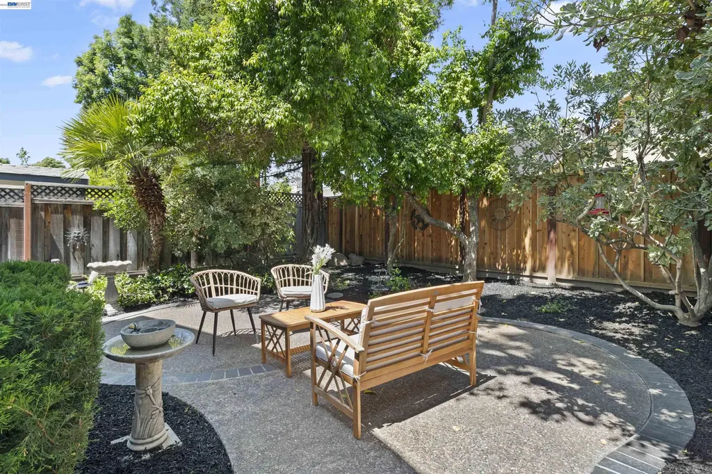 6159 Corte Padre Pleasanton CA 94566