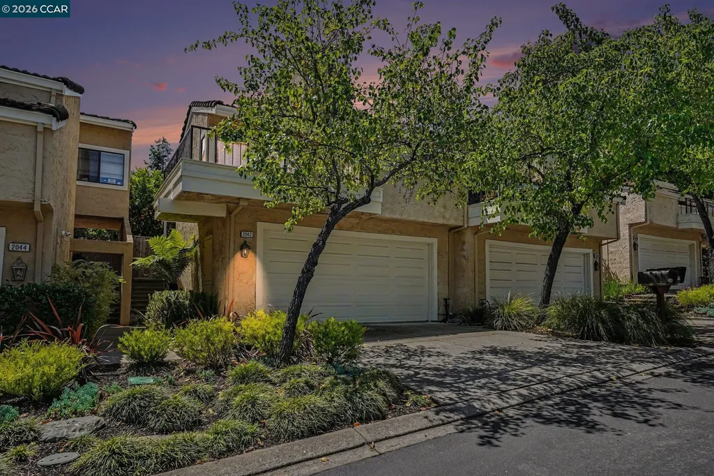 2042 Lost Lake Place Martinez CA 94553