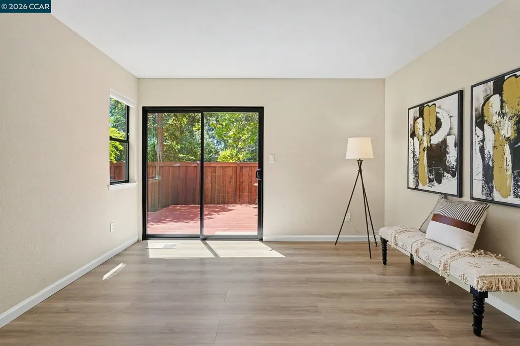 2042 Lost Lake Place Martinez CA 94553