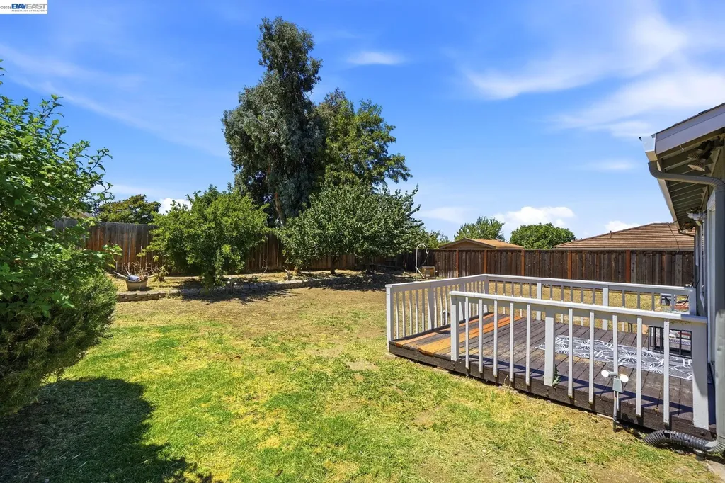 1087 Jensen Drive Pittsburg CA 94565