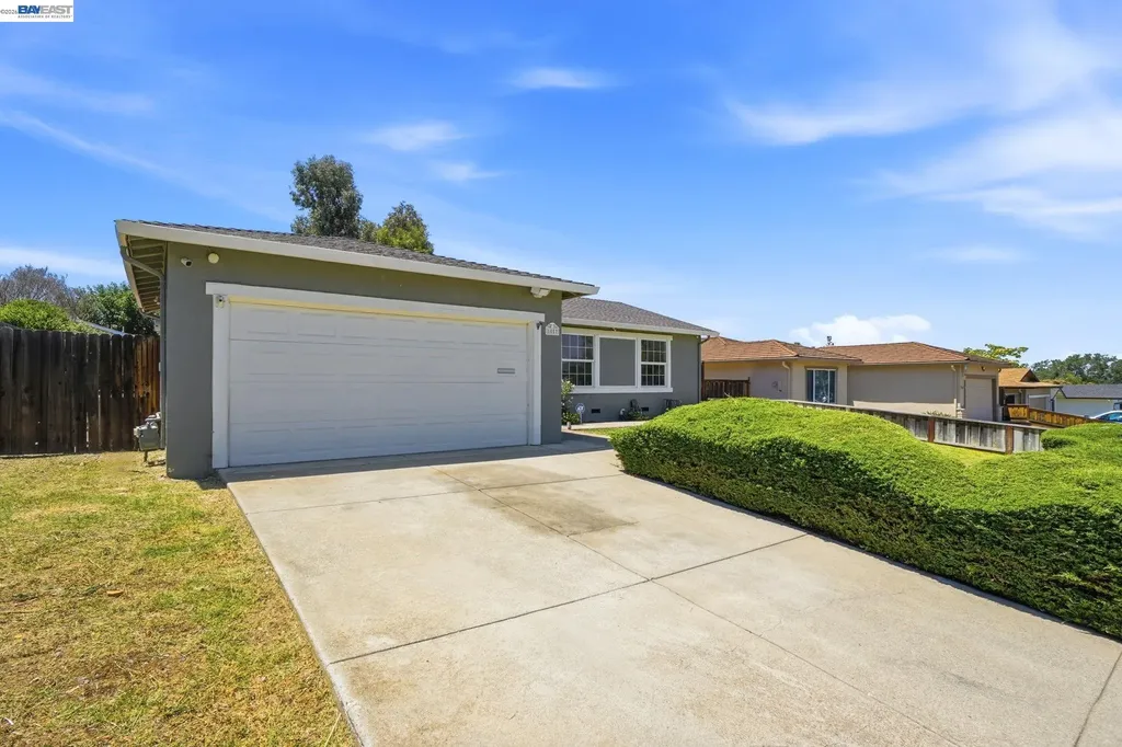 1087 Jensen Drive Pittsburg CA 94565
