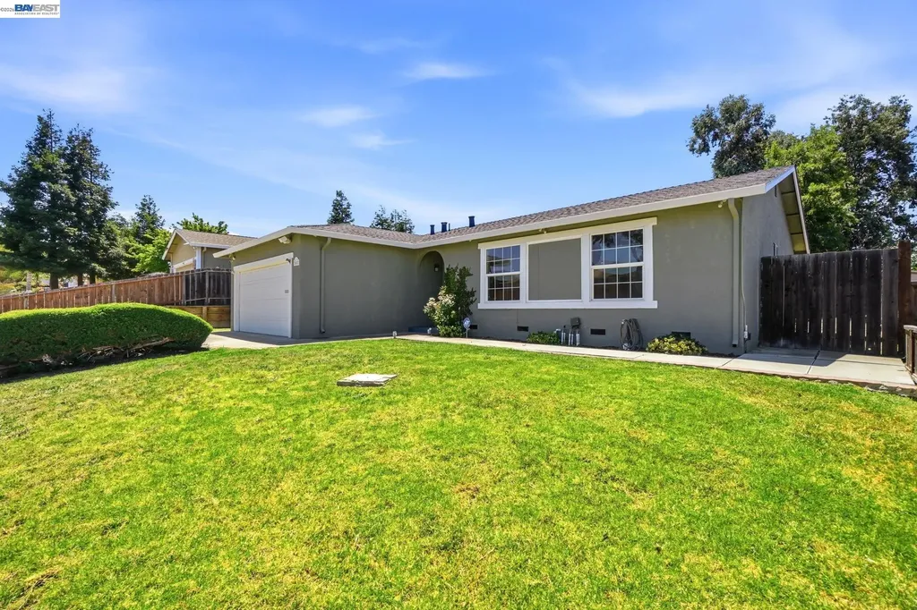 1087 Jensen Drive Pittsburg CA 94565