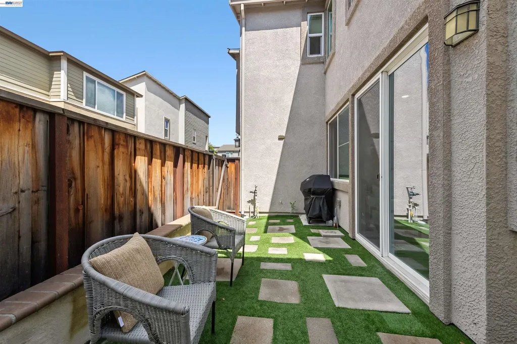 4272 Healdsburg Way Dublin CA 94568