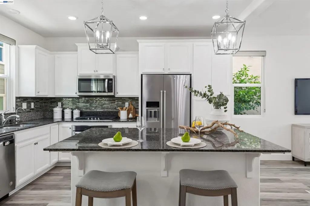 4272 Healdsburg Way Dublin CA 94568