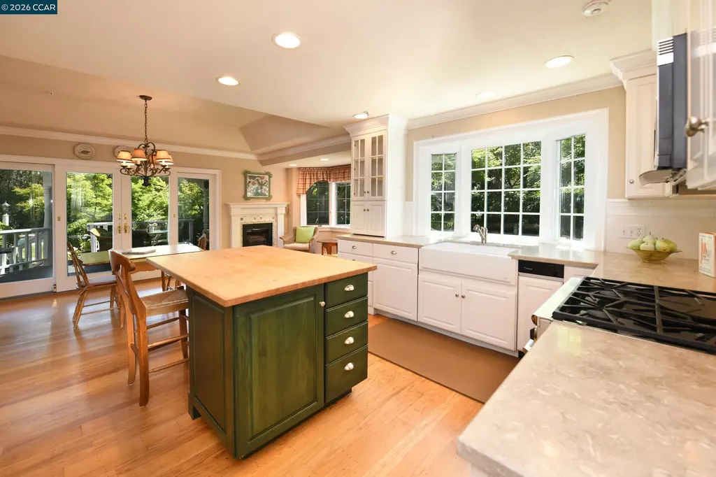 84 Quail Lane Martinez CA 94553