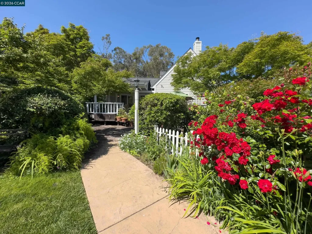 84 Quail Lane Martinez CA 94553