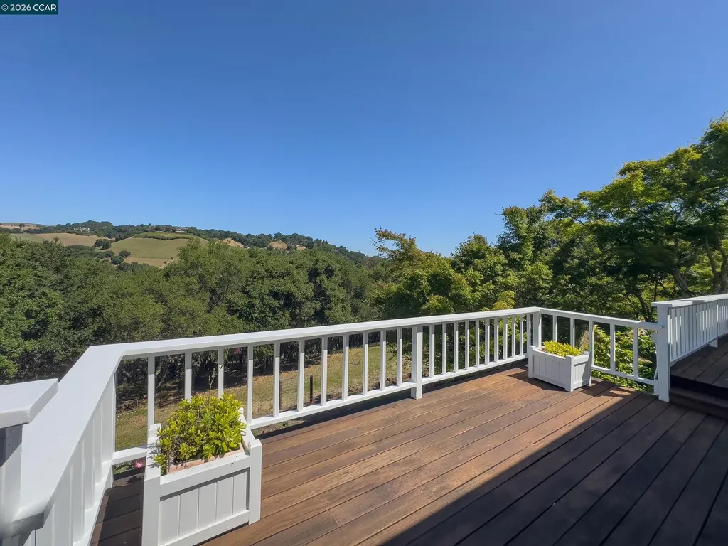 84 Quail Lane Martinez CA 94553