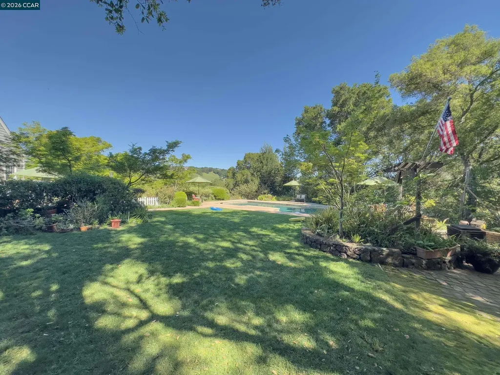 84 Quail Lane Martinez CA 94553