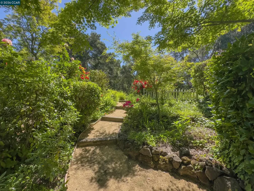 84 Quail Lane Martinez CA 94553