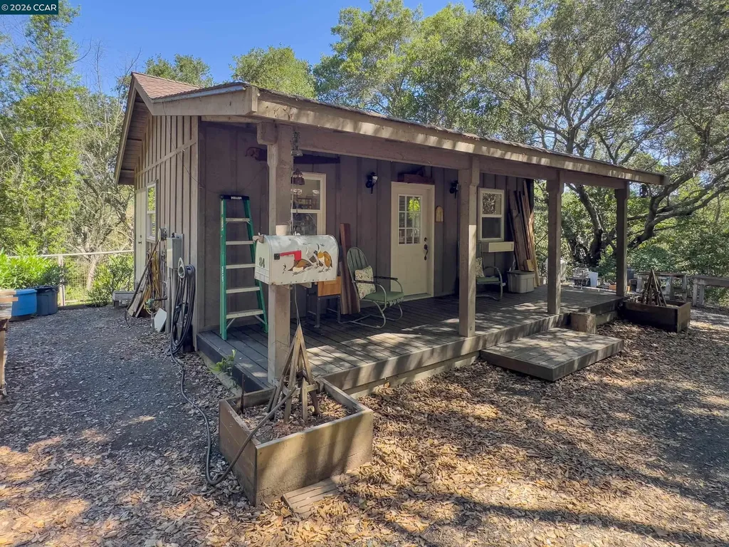 84 Quail Lane Martinez CA 94553