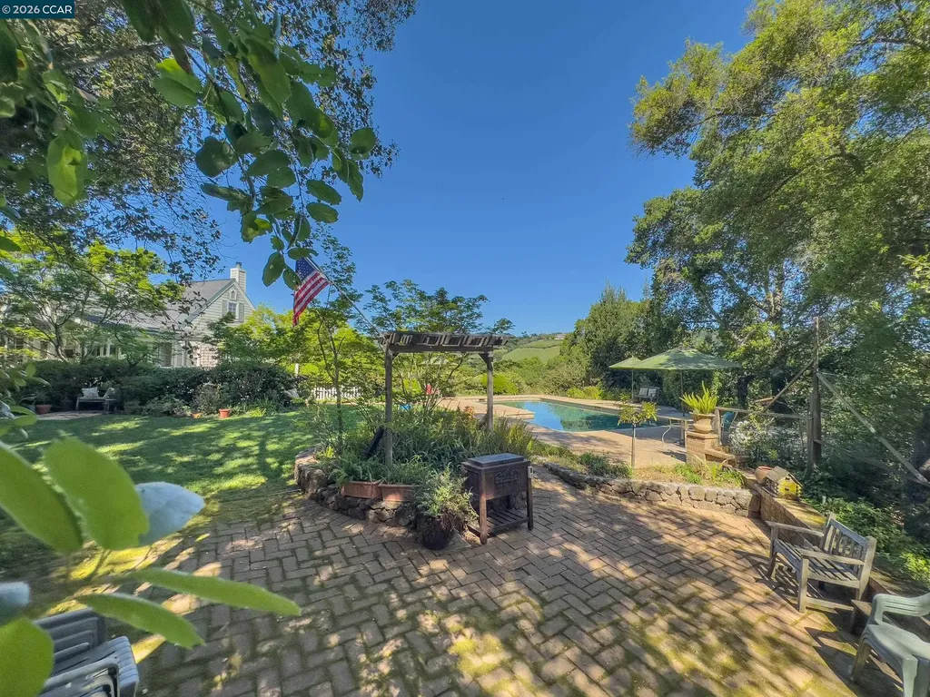 84 Quail Lane Martinez CA 94553