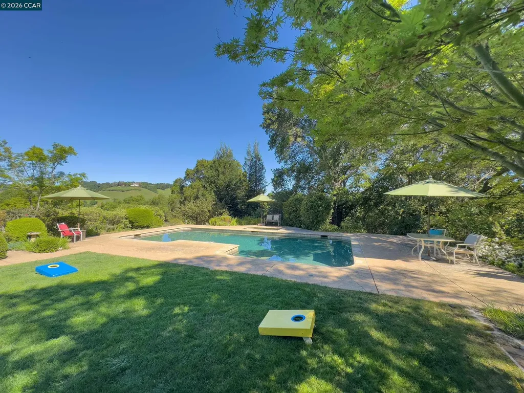 84 Quail Lane Martinez CA 94553