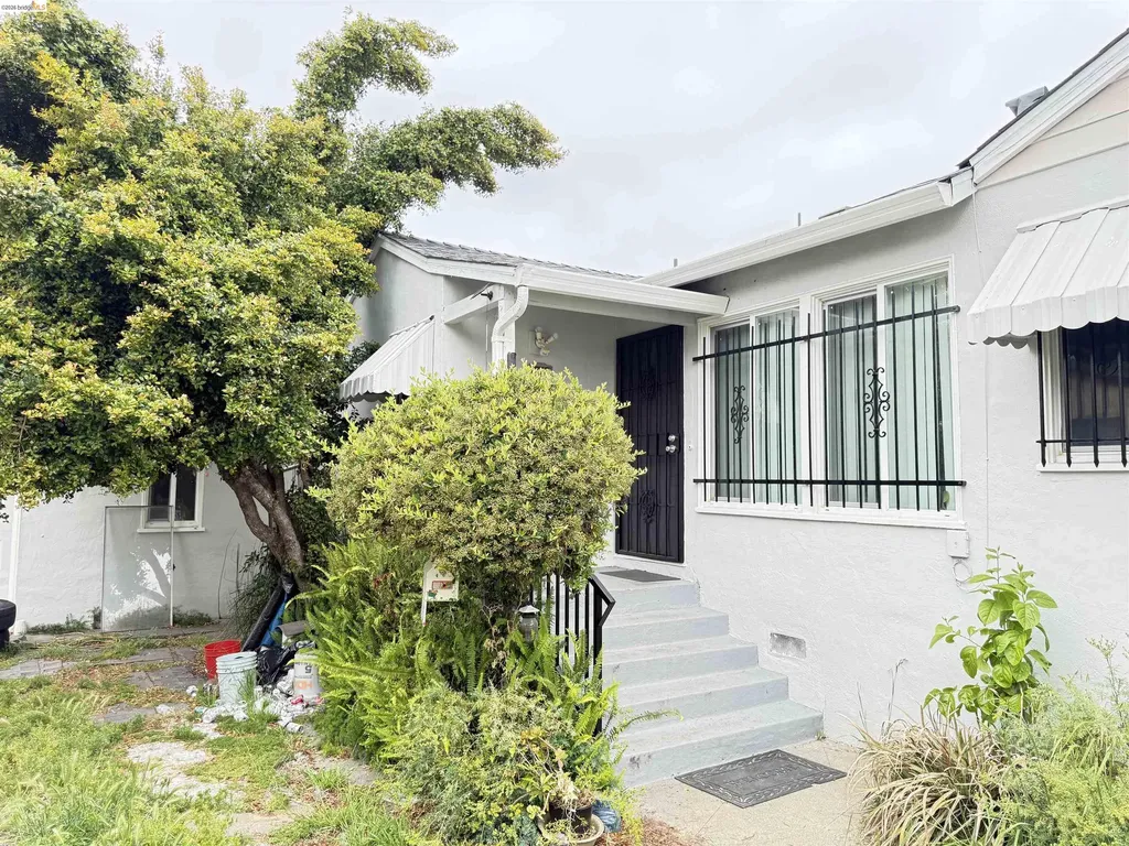 1267 101st Avenue Oakland CA 94603