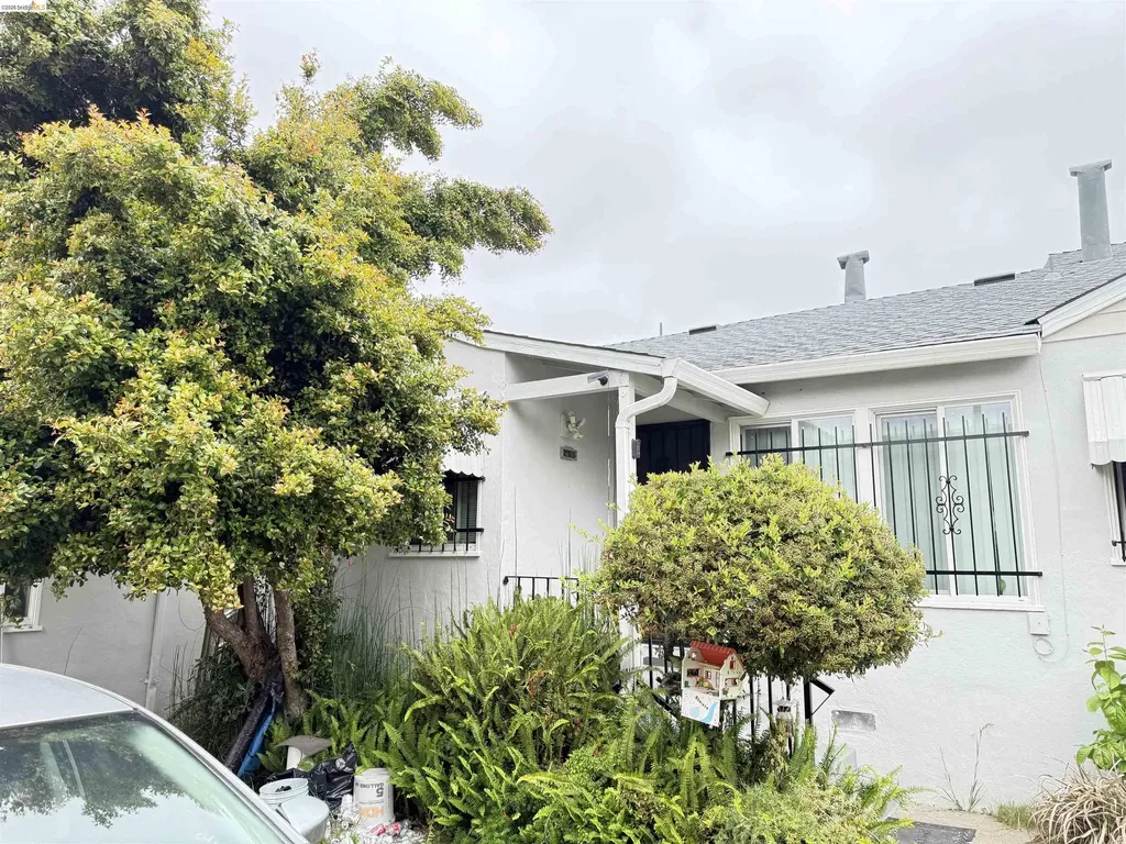 1267 101st Avenue Oakland CA 94603
