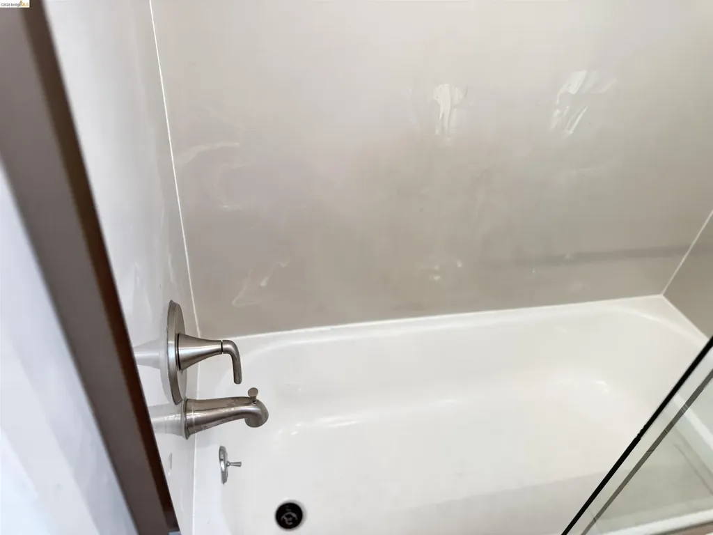 1817 73rd Avenue Oakland CA 94621