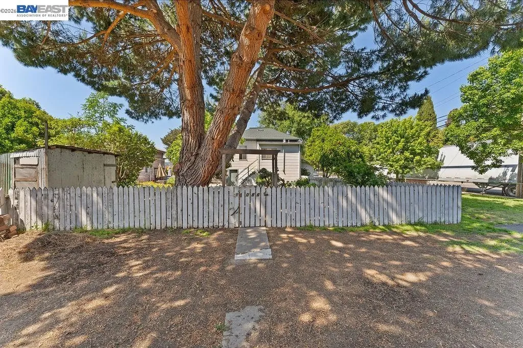 1086 Delano Street San Lorenzo CA 94580