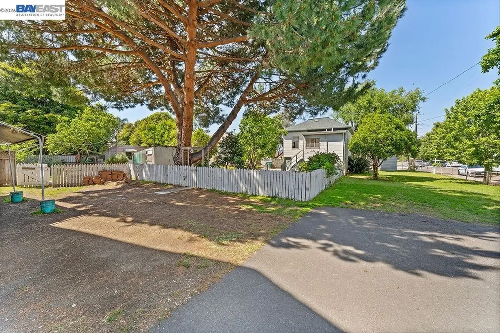 1086 Delano Street San Lorenzo CA 94580