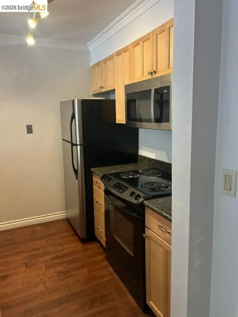 625 El Dorado Avenue Oakland CA 94611