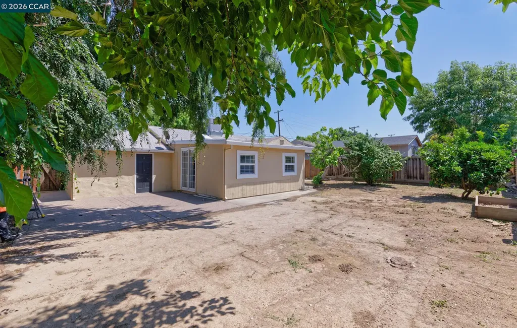 252 Madison Avenue Bay Point CA 94565