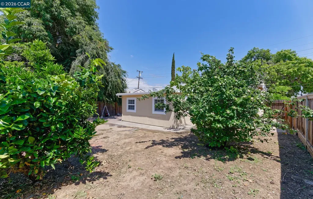 252 Madison Avenue Bay Point CA 94565