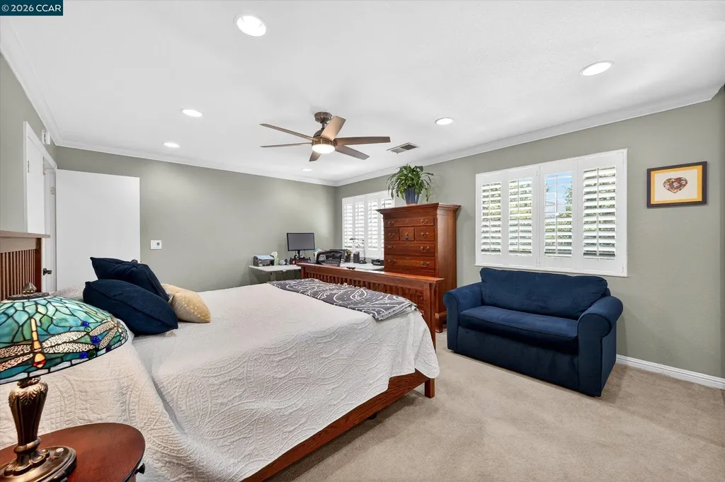 1892 London Drive Benicia CA 94510