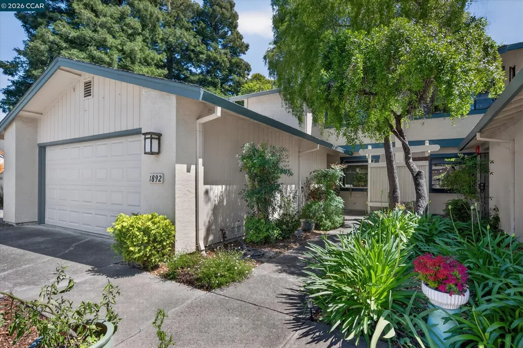 1892 London Drive Benicia CA 94510