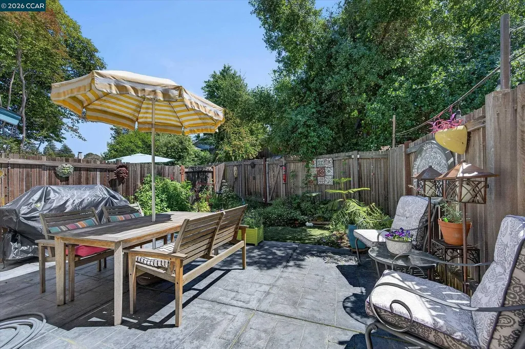 1892 London Drive Benicia CA 94510