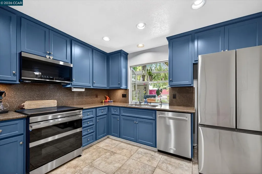 1892 London Drive Benicia CA 94510