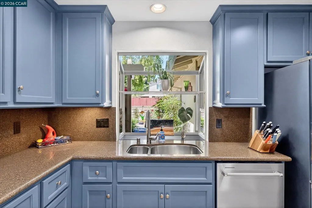 1892 London Drive Benicia CA 94510