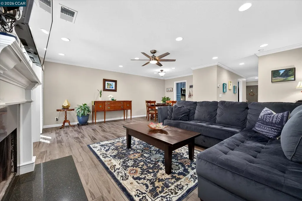 1892 London Drive Benicia CA 94510