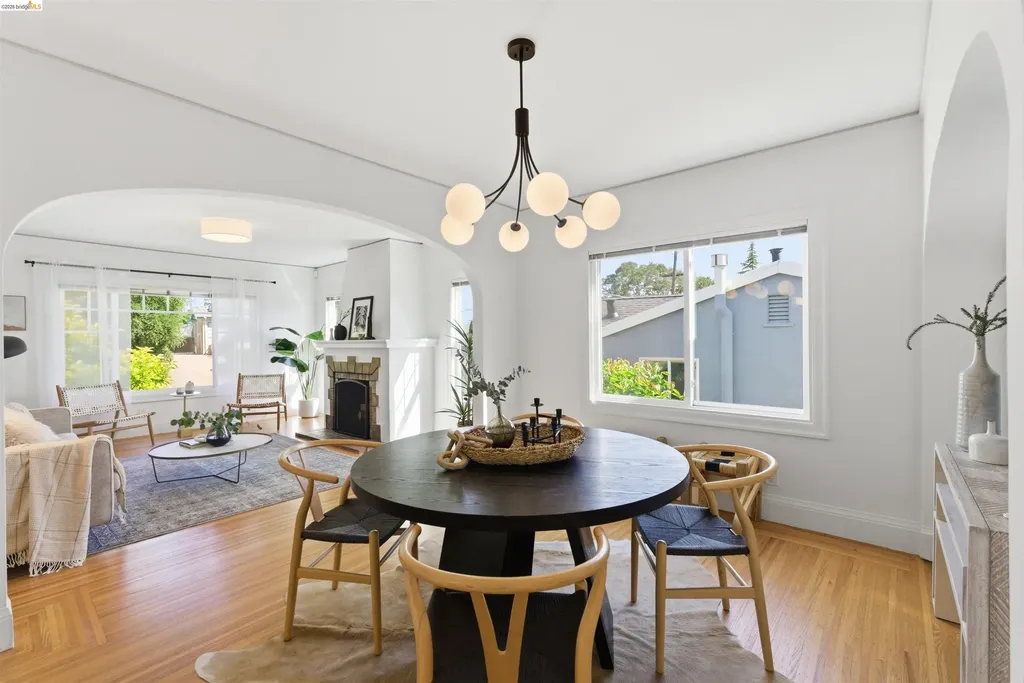 4021 Waterhouse Oakland CA 94602