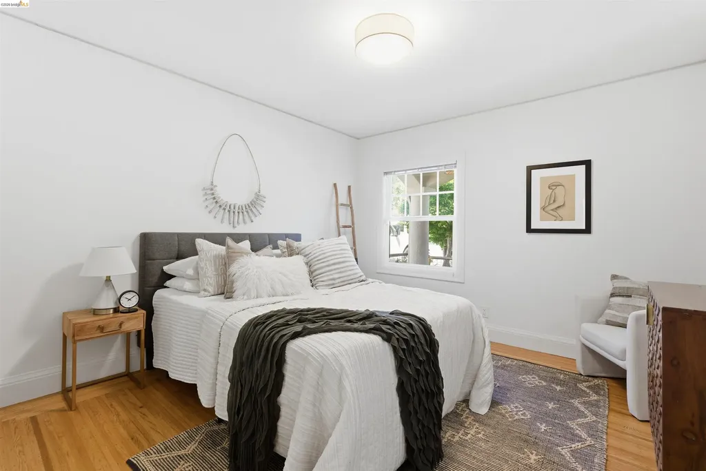 4021 Waterhouse Oakland CA 94602